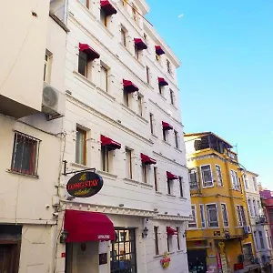 تراس فندق