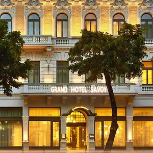 Est Grand Savoy 4* بودابست
